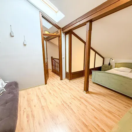 Apartamento Za Strugiem *